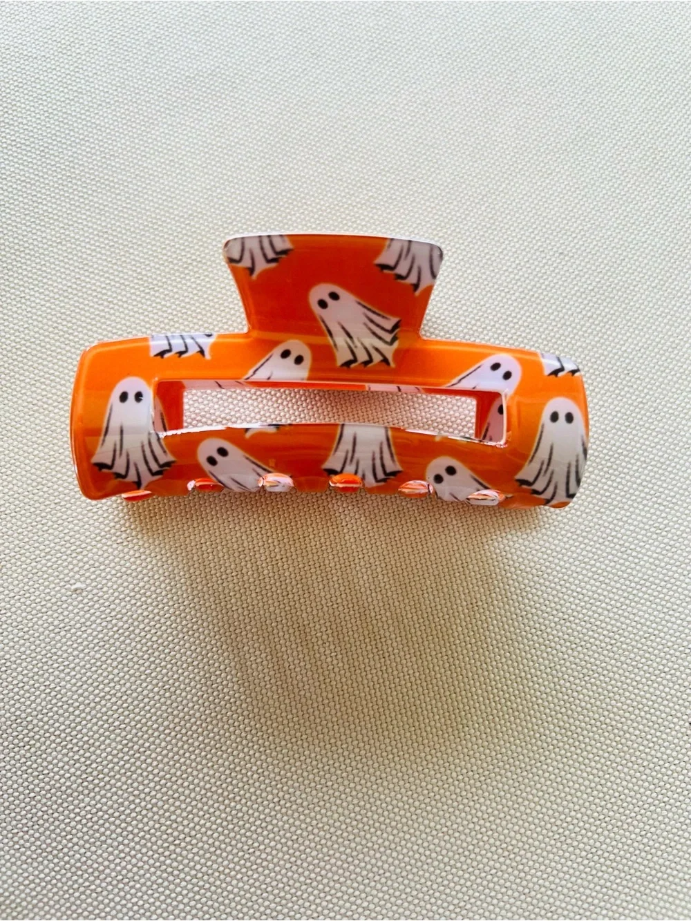 Y2K Style Halloween Ghost Acrylic Claw Clip - Picture 5 of 6